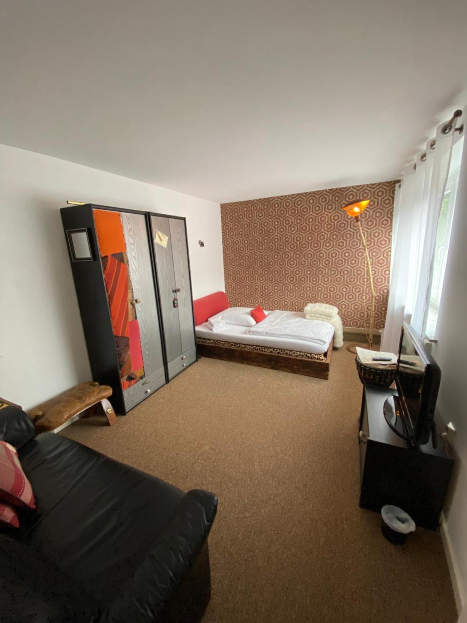 Privartzimmer 'Ausfahrt Freihalten' Χούζουμ Εξωτερικό φωτογραφία